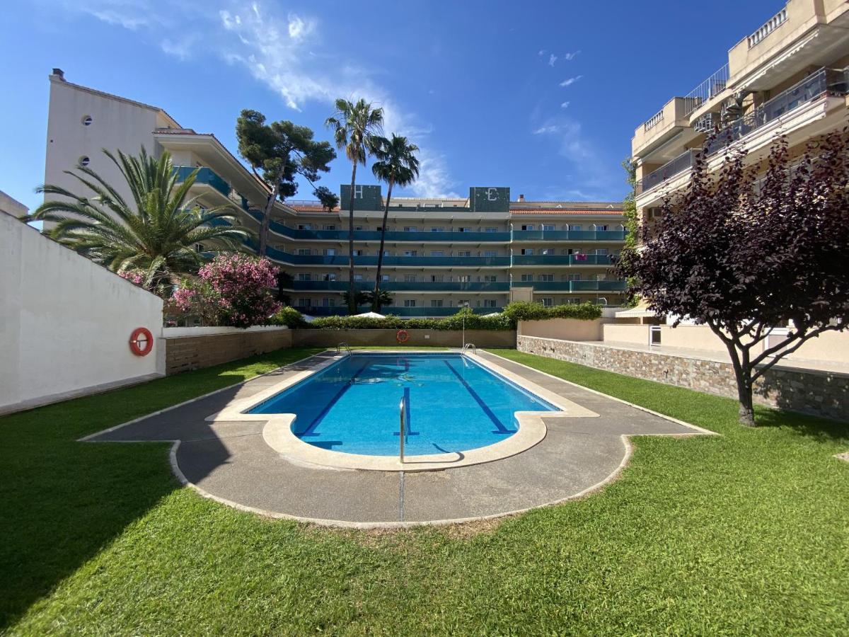 R123 Apartamento En La Planta Baja Con Piscina Cerca De La Playa カラフェル エクステリア 写真
