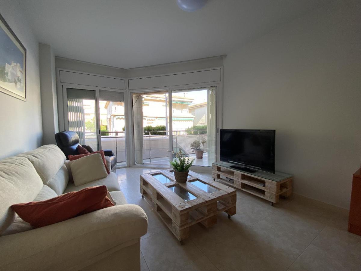 R123 Apartamento En La Planta Baja Con Piscina Cerca De La Playa カラフェル エクステリア 写真
